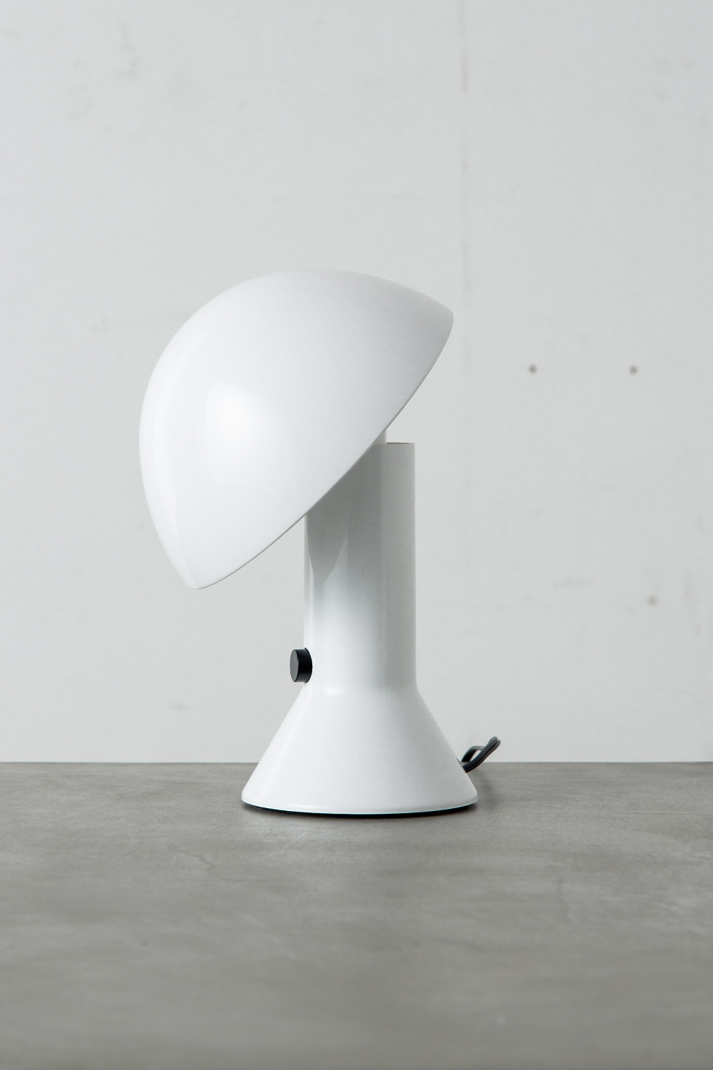 Elio Martinelli ,エリオ・マルティネリ,Martinelli Luce,アンティークショップ,Antique,Vintage,Interior Design,アンティーク,ビンテージ,ヴィンテージ,家具,雑貨,インテリア,店舗什器,設計,内装,什器,店舗設計,ギャラリー,テーブルランプ,Italian Moder,イタリアン モダン