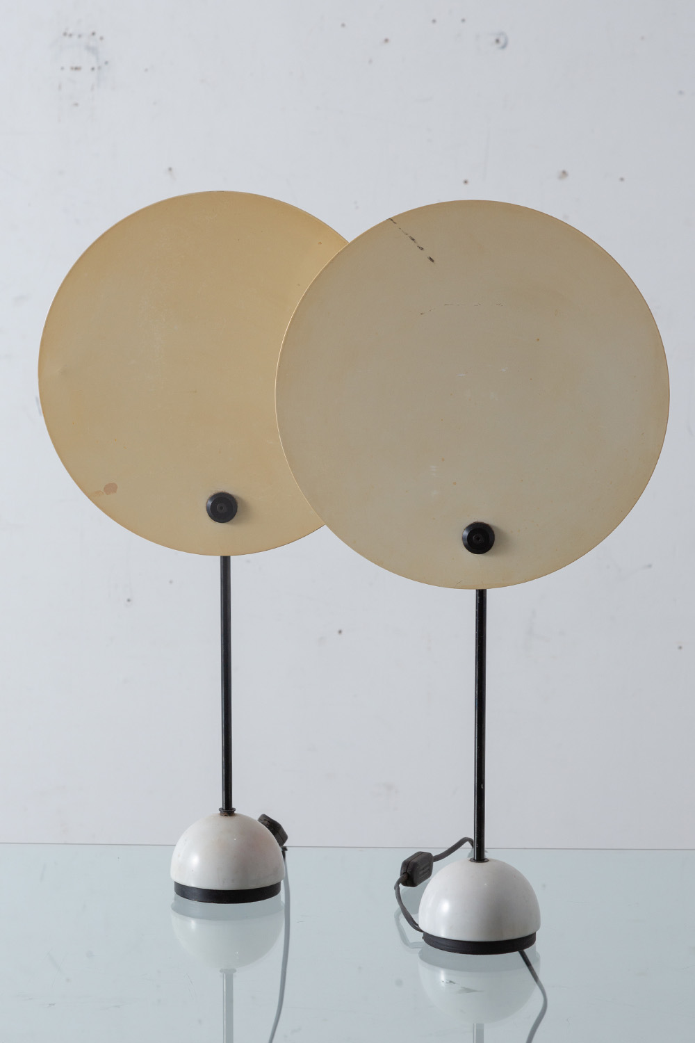 ‘Kuta’ Table Lamp by Vico Magistretti for Oluce in Marble and Metal