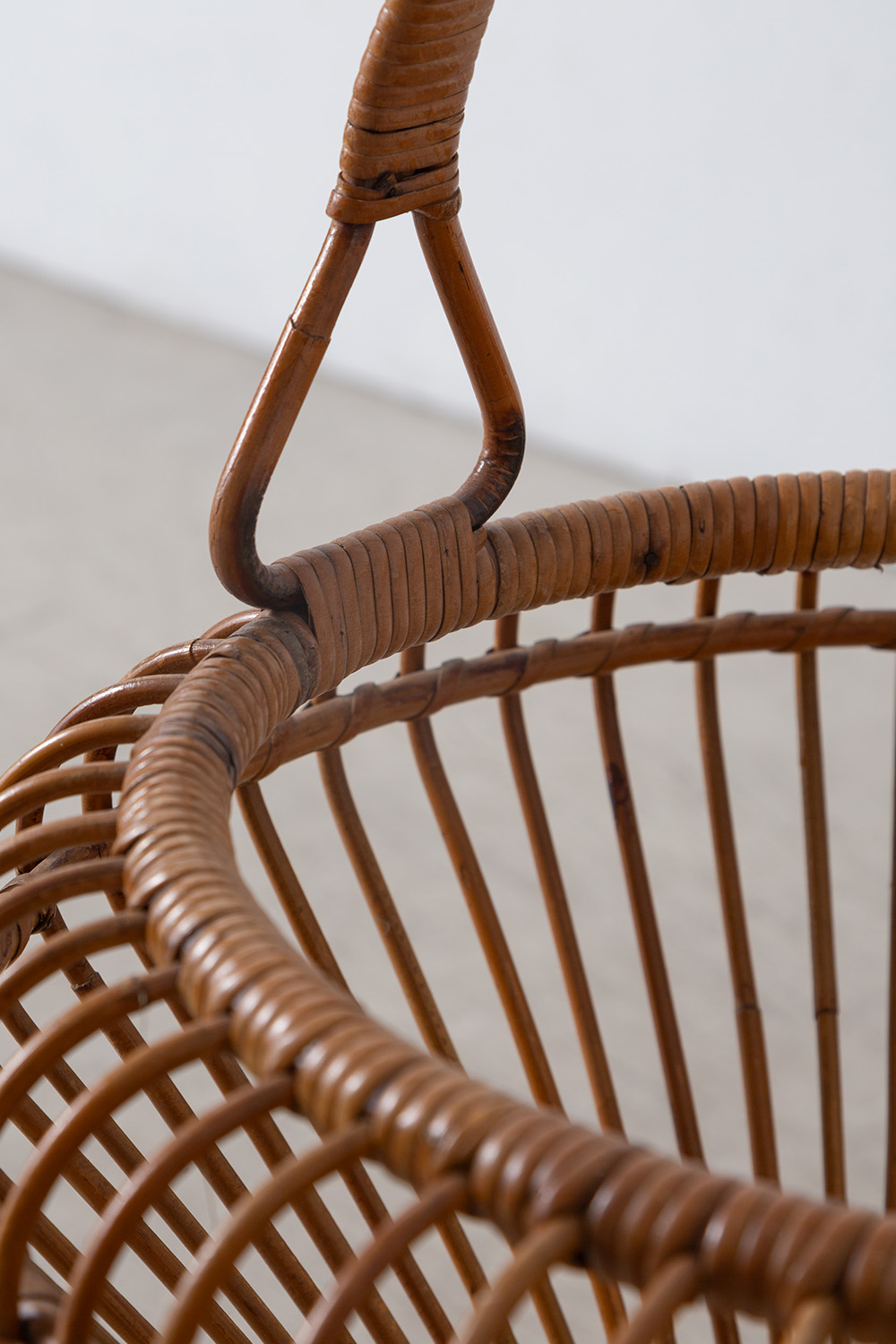 Tripod Basket in Rattan and Steel