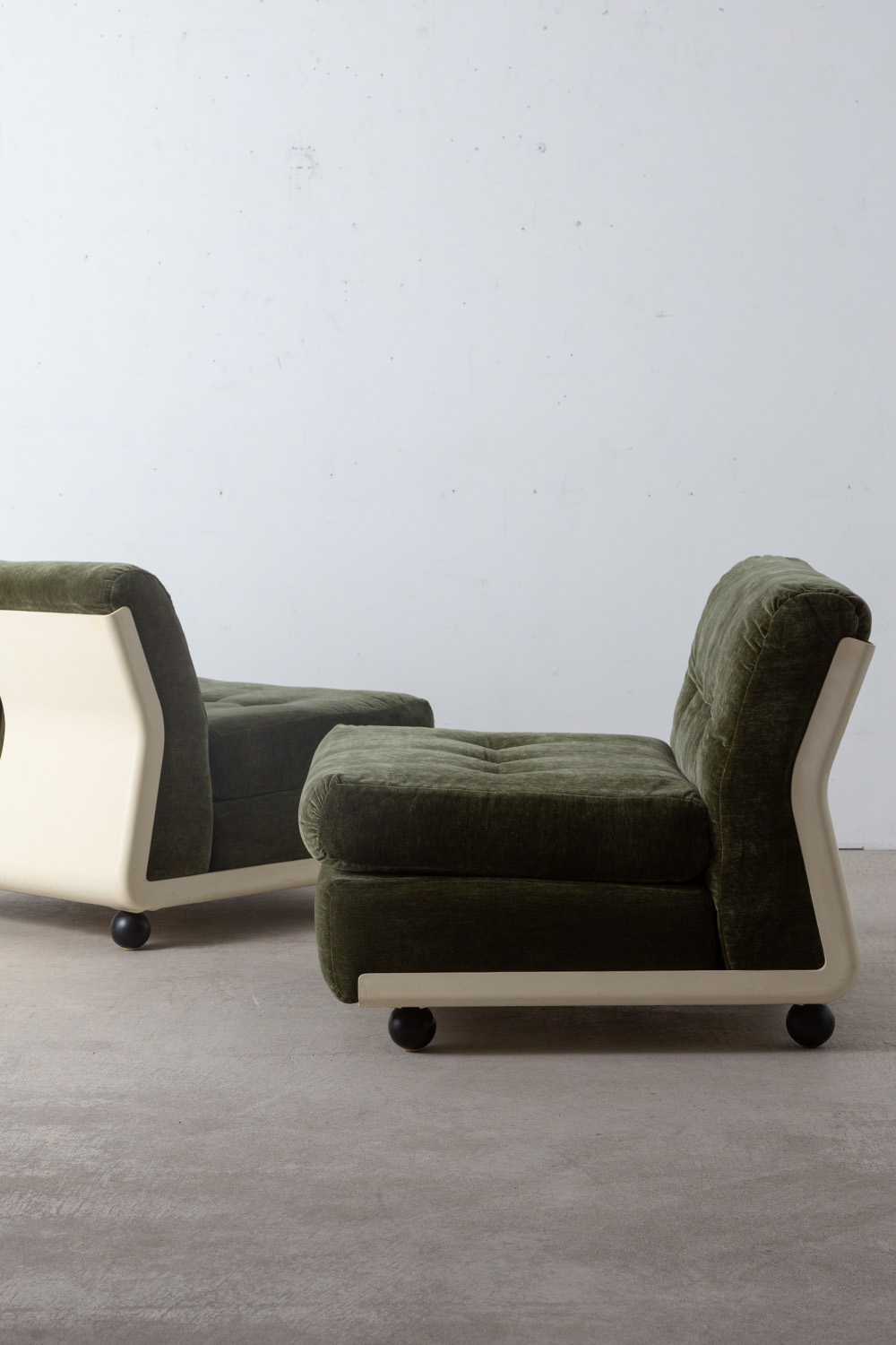 ‘Amanta’ Modular Sofa by Mario Bellini for C&B ITALY in Green and White