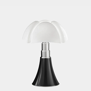 PIPISTRELLO Table Lamp by Gae Aulenti for Martinelli Luce in White Black