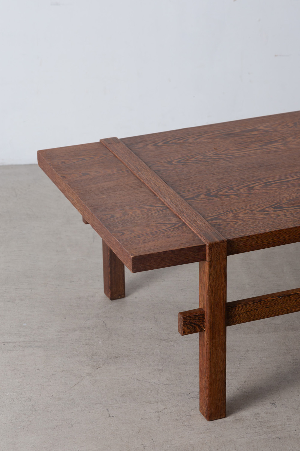 Coffee Table in  Wood and Reversible Top