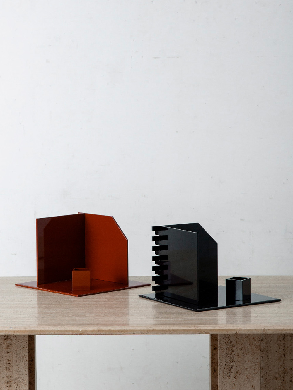 Book and Pen Stand in Red & Black