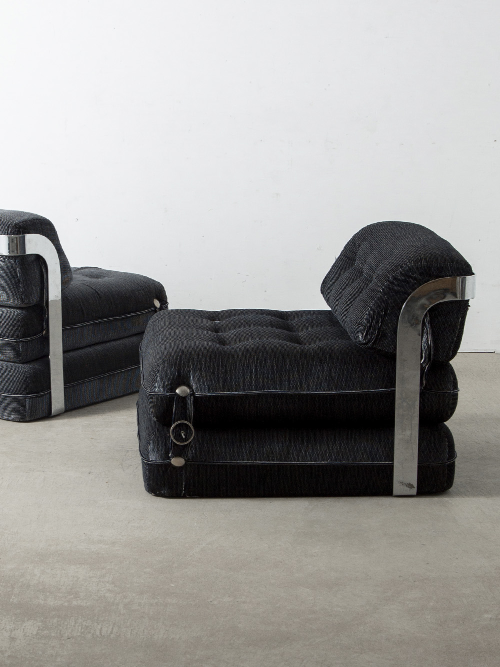 Vintage Sofa in Wood , Metal and Velvet