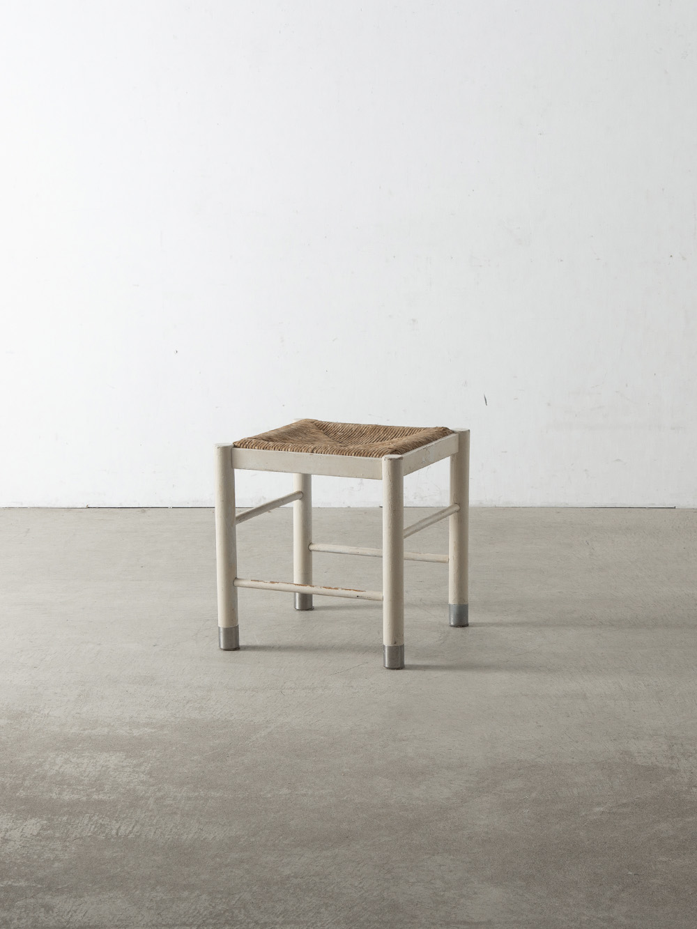 Stool in Rattan and Wood