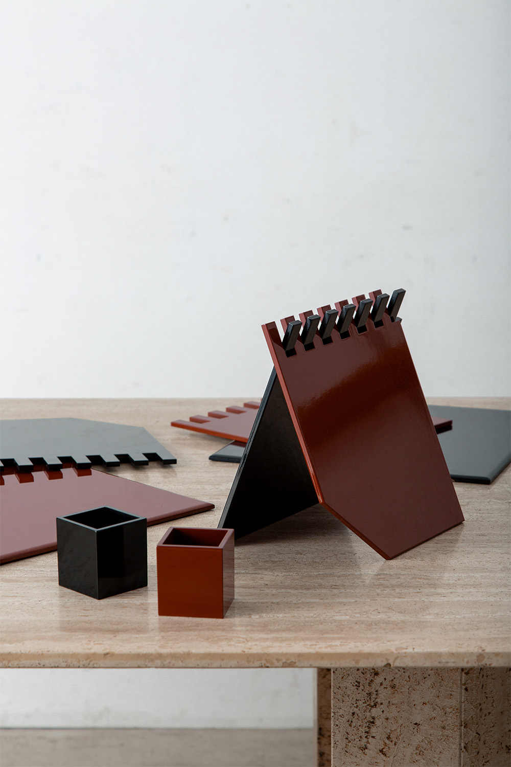 Book and Pen Stand in Red & Black