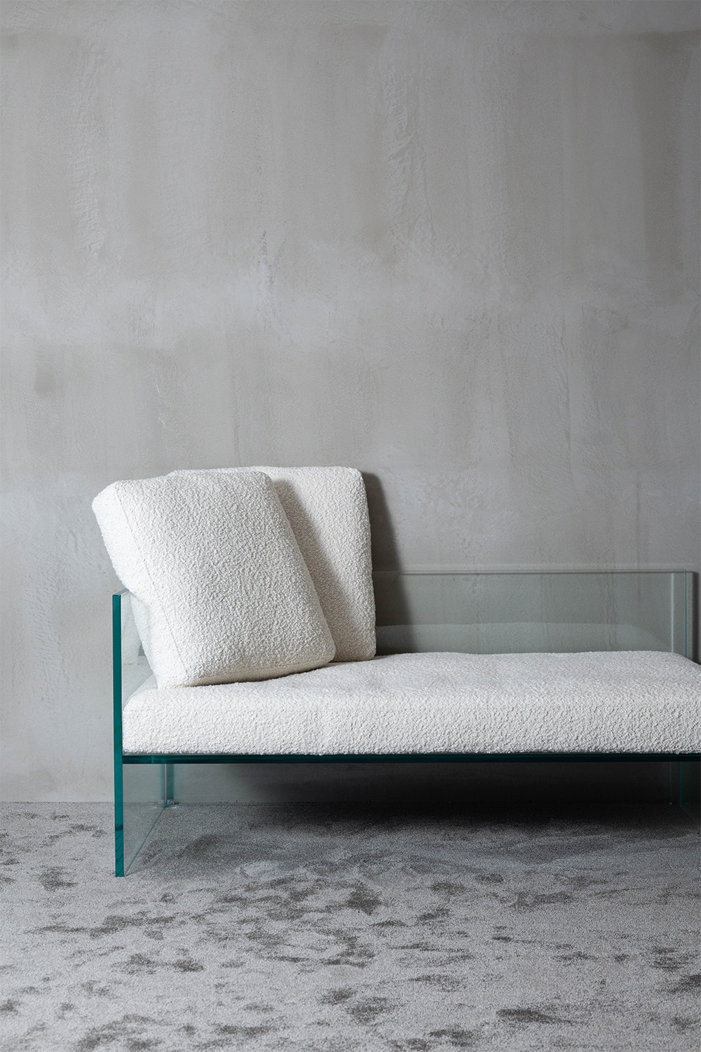 Tête-à-tête Sofa by Piero Lissoni for GLAS ITALIA in Glass and Fabric