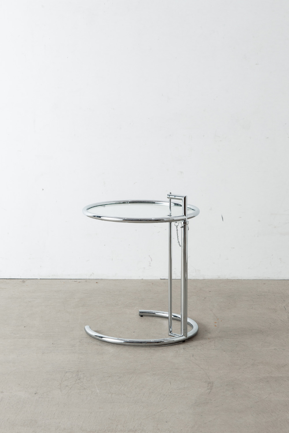 Eileen Gray,アイリーン・グレイ,E1027,Adjustable Table,Table,清澄白河,アンティークショップ,Antique,Vintage,Interior Design,アンティーク,ヴィンテージ,家具,雑貨,インテリア,店舗什器,設計,インテリアデザイン,内装,什器,店舗設計,ギャラリー,Vintage Desk Lamp ,Desk Lamp,France,ヴィンテージデスクランプ,デスクランプ,フランス