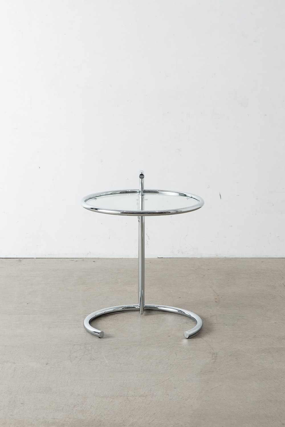 Eileen Gray,アイリーン・グレイ,E1027,Adjustable Table,Table,清澄白河,アンティークショップ,Antique,Vintage,Interior Design,アンティーク,ヴィンテージ,家具,雑貨,インテリア,店舗什器,設計,インテリアデザイン,内装,什器,店舗設計,ギャラリー,Vintage Desk Lamp ,Desk Lamp,France,ヴィンテージデスクランプ,デスクランプ,フランス