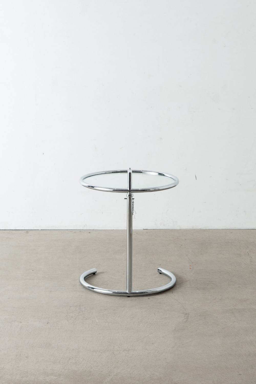 Eileen Gray,アイリーン・グレイ,E1027,Adjustable Table,Table,清澄白河,アンティークショップ,Antique,Vintage,Interior Design,アンティーク,ヴィンテージ,家具,雑貨,インテリア,店舗什器,設計,インテリアデザイン,内装,什器,店舗設計,ギャラリー,Vintage Desk Lamp ,Desk Lamp,France,ヴィンテージデスクランプ,デスクランプ,フランス