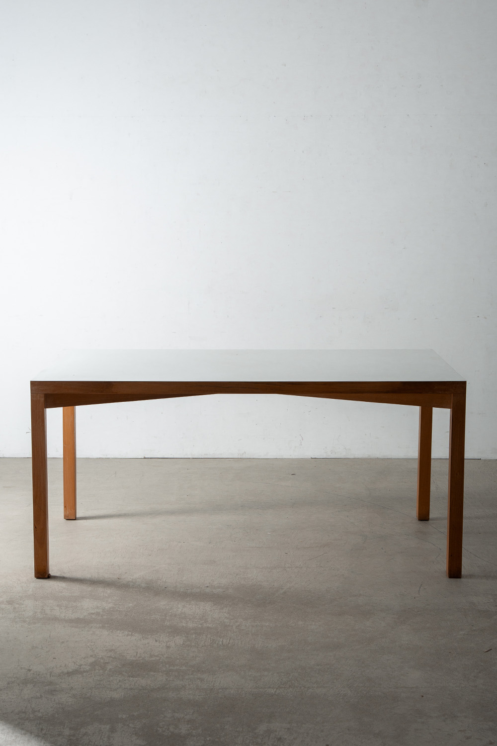 Dining Table in White and  Wood