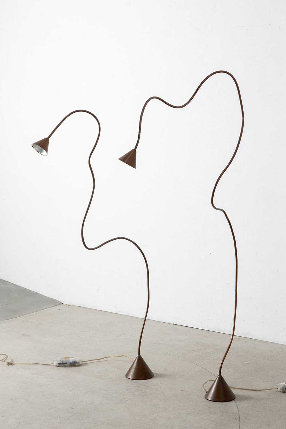 ‘Papiro’ Floor Lamp by Sergio Calatroni for Pallucco
