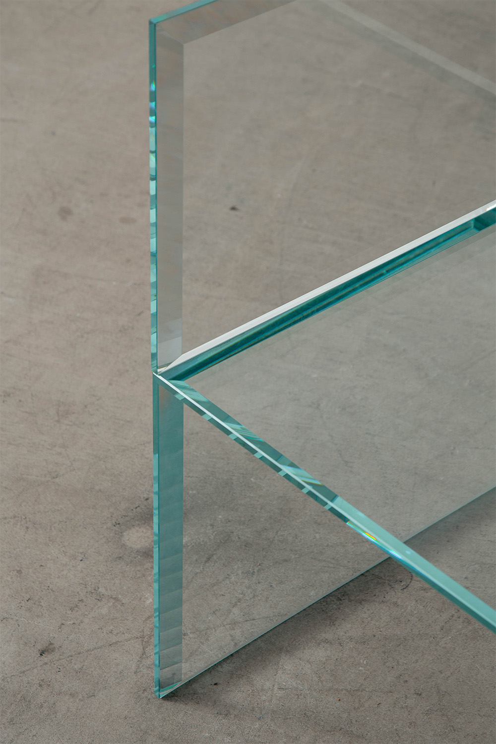 Prism Glass Armchair,Tokujin Yoshioka,吉岡 徳仁,清澄白河,Antique,Vintage,Interior Design,topso,stoop,chair,アンティーク,ビンテージ,ヴィンテージ,家具,雑貨,インテリア,店舗什器,設計,インテリアデザイン,内装,什器,店舗設計,ギャラリー,デザイナーズ家具,ショールーム,椅子,GLAS ITALIA,グラスイタリア