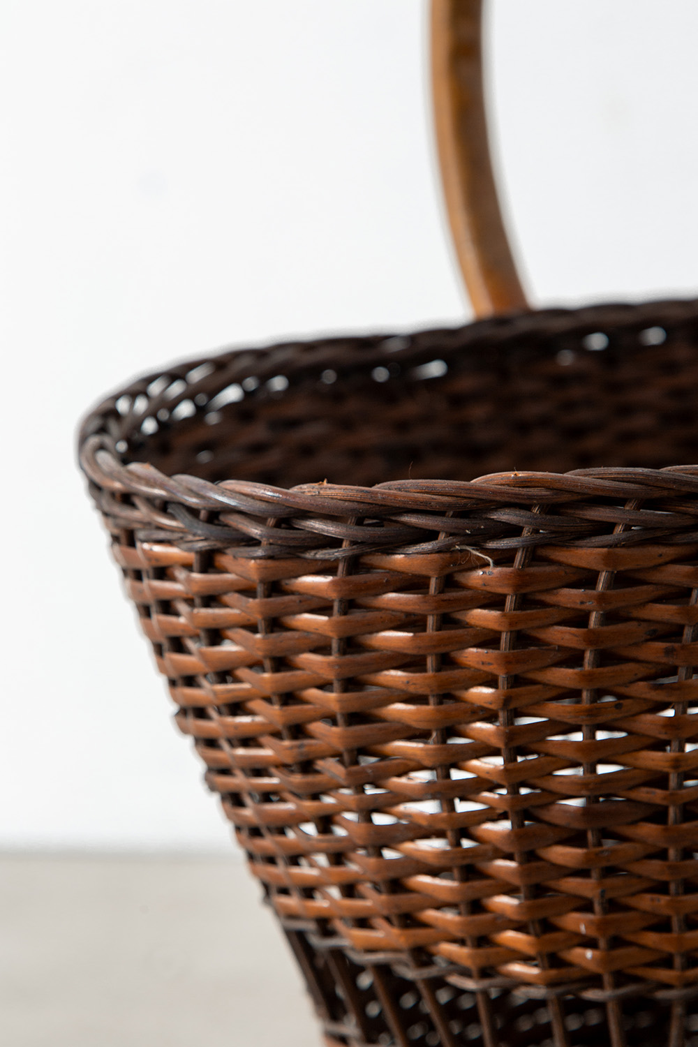 Tripod Basket,STORAGE,Italy,イタリア,stoop,topso,清澄白河,Antique,Vintage,Interior Design,アンティーク,ビンテージ,ヴィンテージ,家具,雑貨,インテリア,店舗什器,設計,インテリアデザイン,内装,什器,店舗設計,ギャラリー,デザイナーズ家具,ショールーム