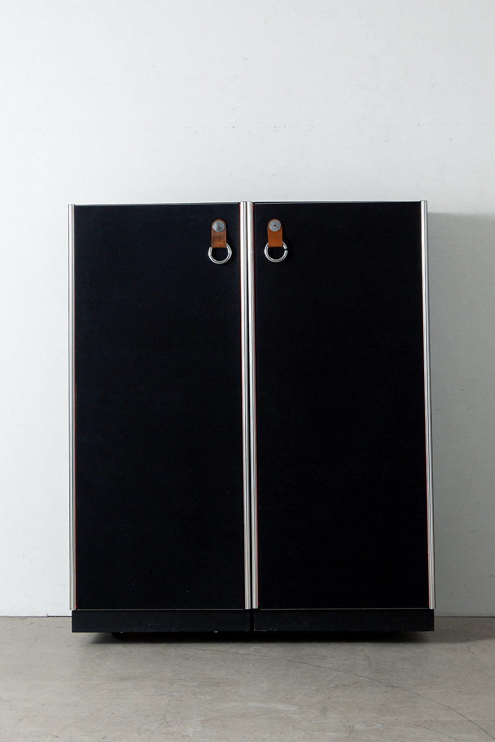 Cabinet by Guido Faleschini for 4 Mariani in Metal , Leather and Velvet