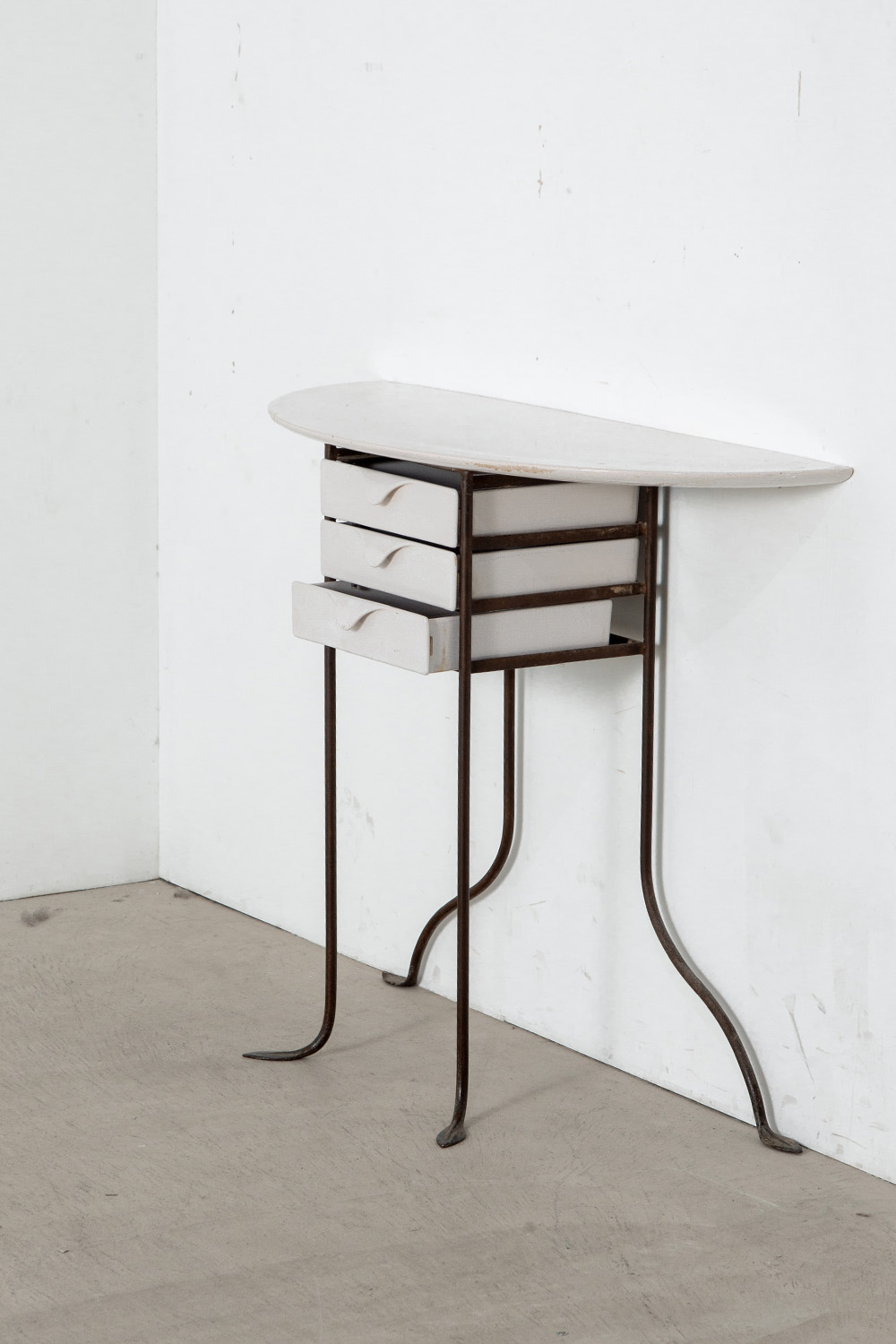 Console Table in Ceramic and Steel