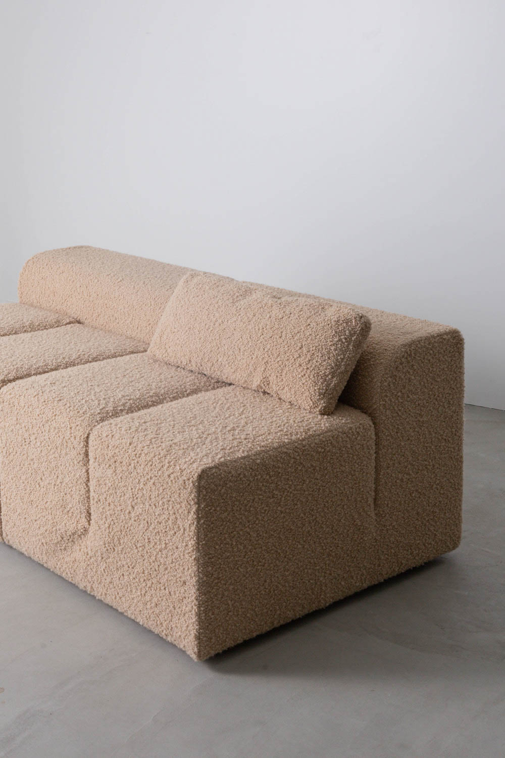 IPERCUBO Armchair,De Pas & D'Urbino & Lomazzi,デ・パス &ドゥルビーノ & ロマッツィ,清澄白河,Antique,Vintage,Interior Design,topso,stoop,sofa,chair,Driede,アンティーク,ビンテージ,ヴィンテージ,家具,雑貨,インテリア,店舗什器,設計,インテリアデザイン,内装,什器,店舗設計,ギャラリー,デザイナーズ家具,ショールーム,椅子,ドリアデ