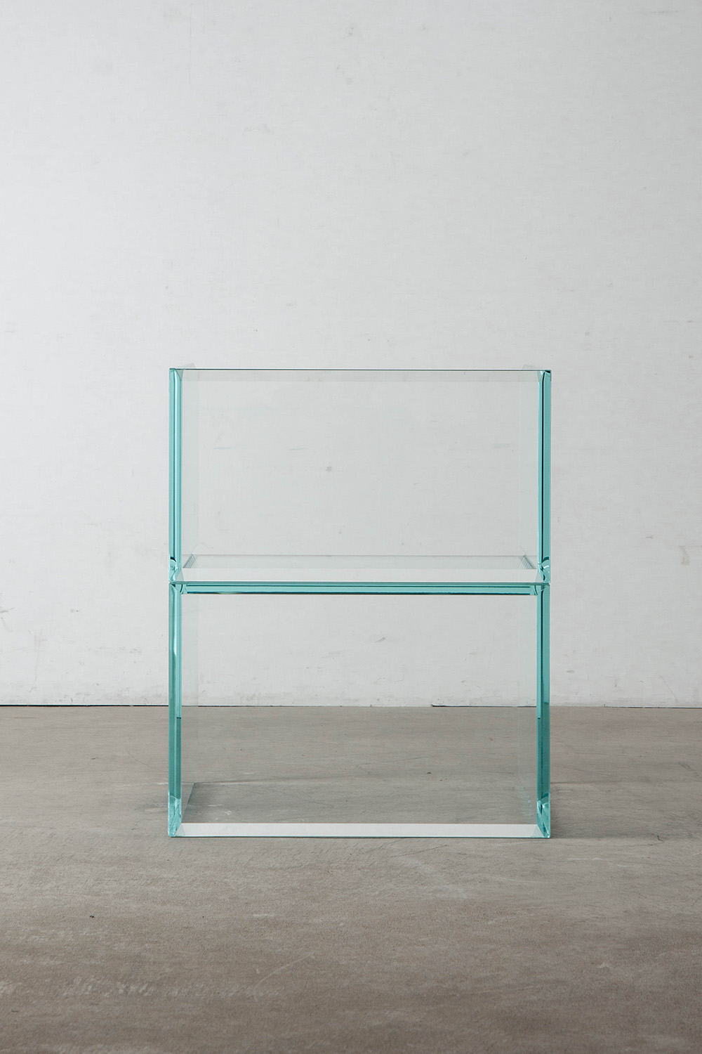 Prism Glass Armchair,Tokujin Yoshioka,吉岡 徳仁,清澄白河,Antique,Vintage,Interior Design,topso,stoop,chair,アンティーク,ビンテージ,ヴィンテージ,家具,雑貨,インテリア,店舗什器,設計,インテリアデザイン,内装,什器,店舗設計,ギャラリー,デザイナーズ家具,ショールーム,椅子,GLAS ITALIA,グラスイタリア