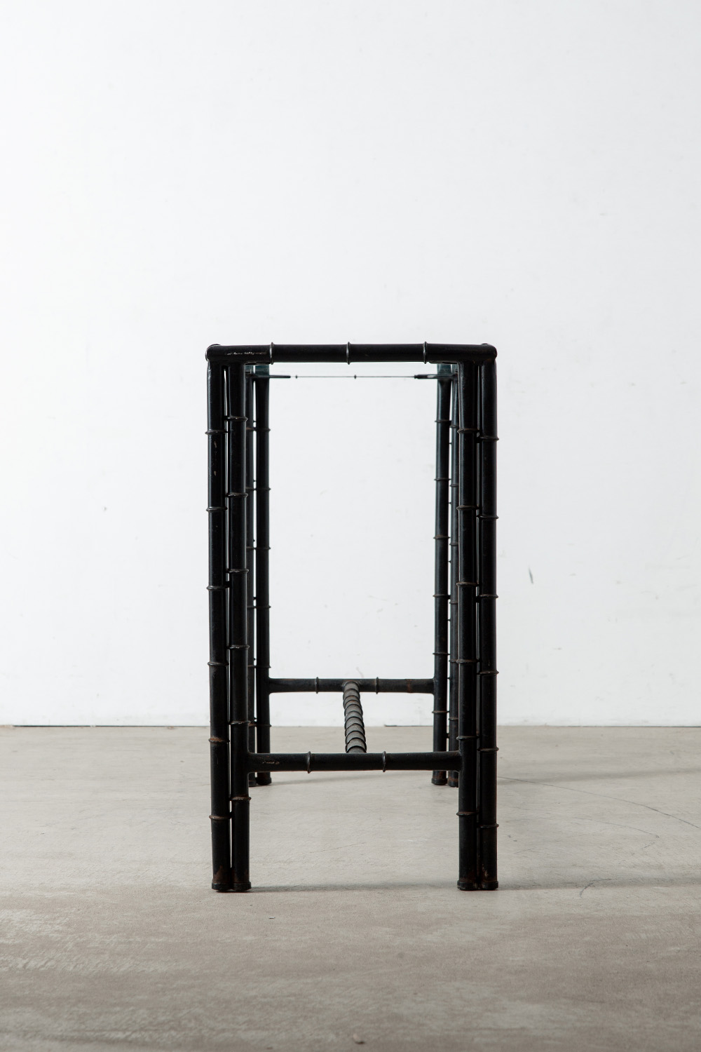 Console Table in Glass and Black