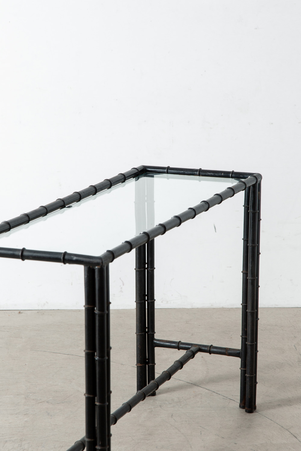 Console Table in Glass and Black