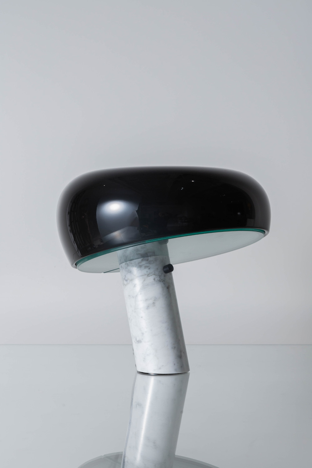 SNOOPY Table Lamp,Achille & Pier Giacomo Castiglioni,アキッレ&ピエル・ジャコモ・カスティリオーニ,清澄白河,Antique,Vintage,Interior Design,topso,stoop,アンティーク,ビンテージ,ヴィンテージ,家具,雑貨,インテリア,店舗什器,設計,インテリアデザイン,内装,什器,店舗設計,ギャラリー,デザイナーズ家具,ショールーム,照明,FLOS,フロス