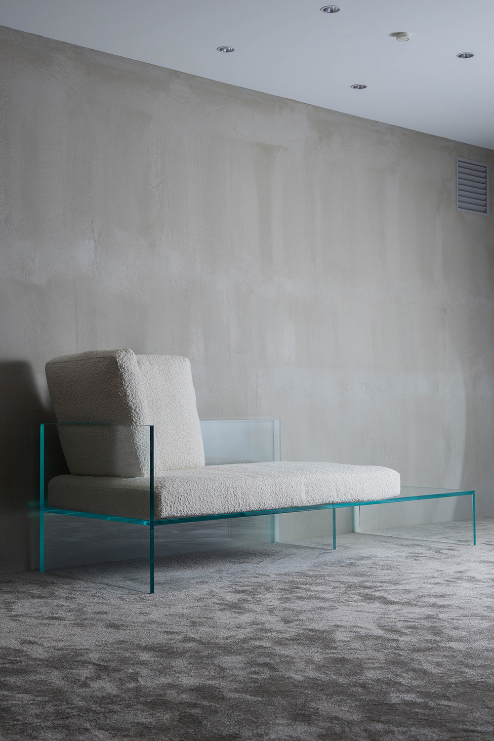 Tête-à-tête Sofa by Piero Lissoni for GLAS ITALIA in Glass and Fabric