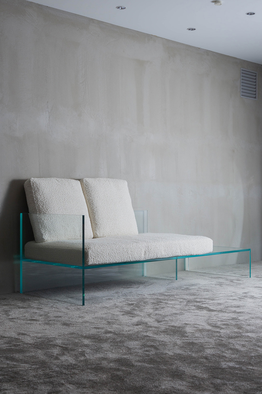 Tête-à-tête Sofa by Piero Lissoni for GLAS ITALIA in Glass and Fabric