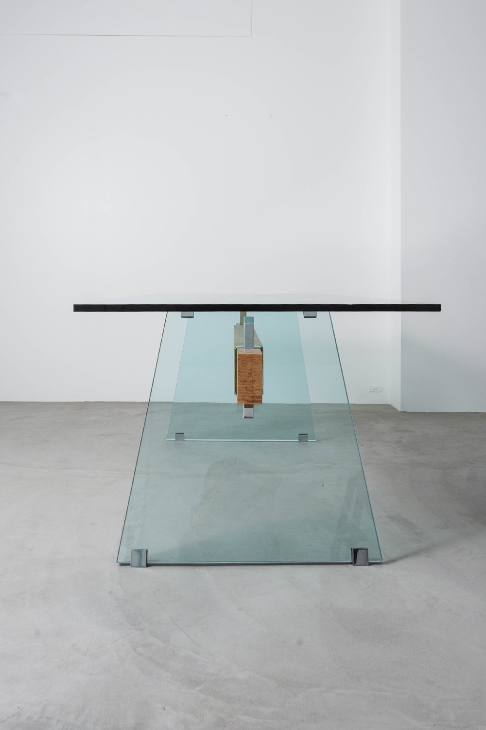 Compression Table by Philippe Starck for GLAS ITALIA in Glass and Wood