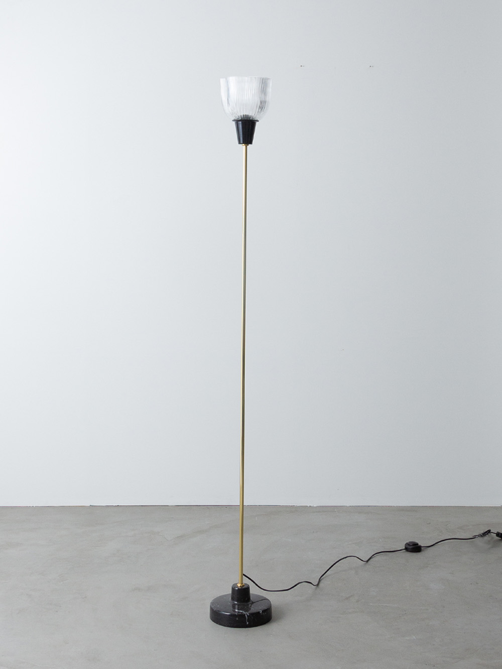 stoop | Mid-Century Modern Italian Stilnovo Style Floor Lamp stoop | Mid-Century Modern Italian Stilnovo Style Floor Lamp