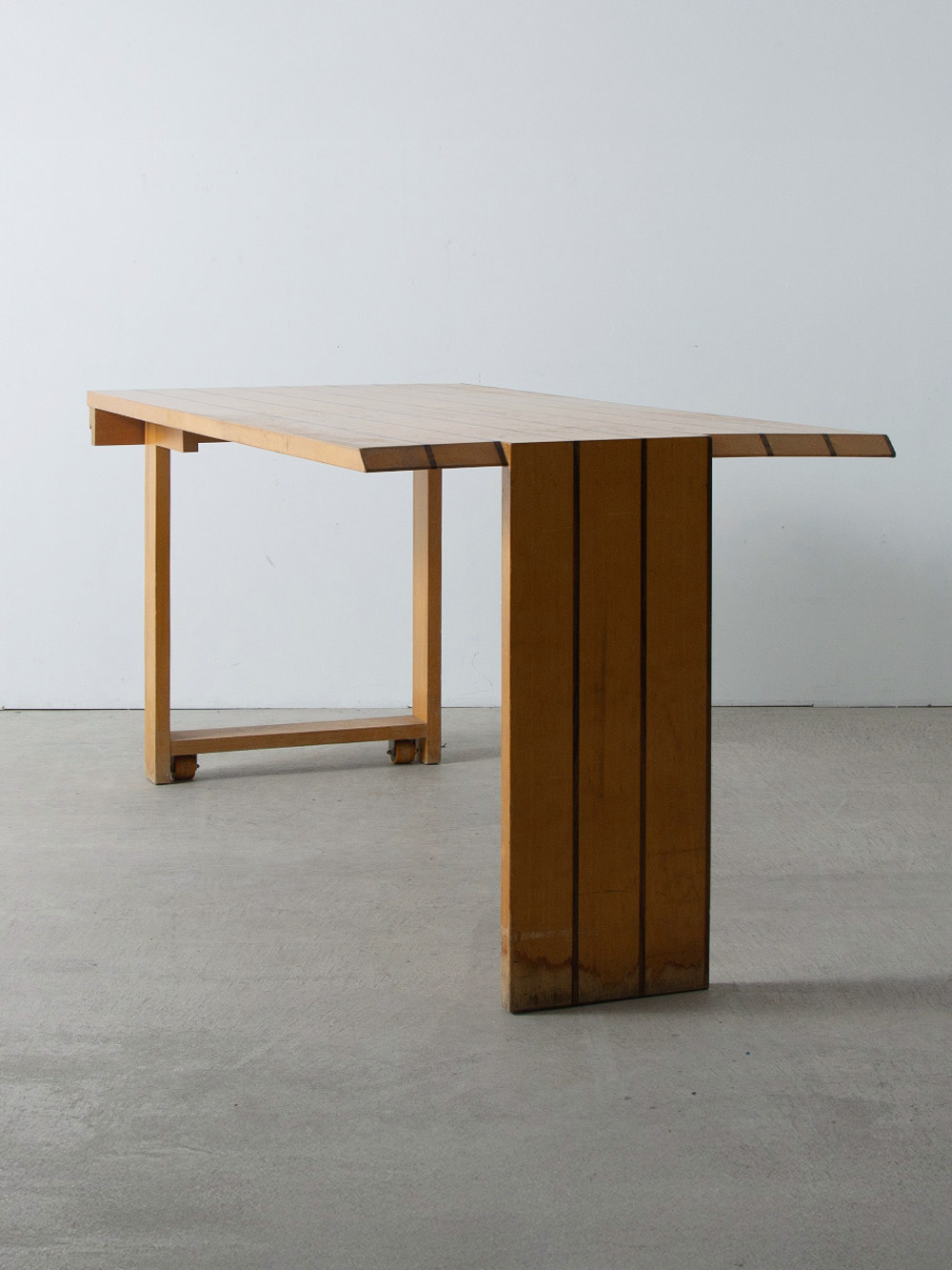 French Vintage Dining Table in Wood
