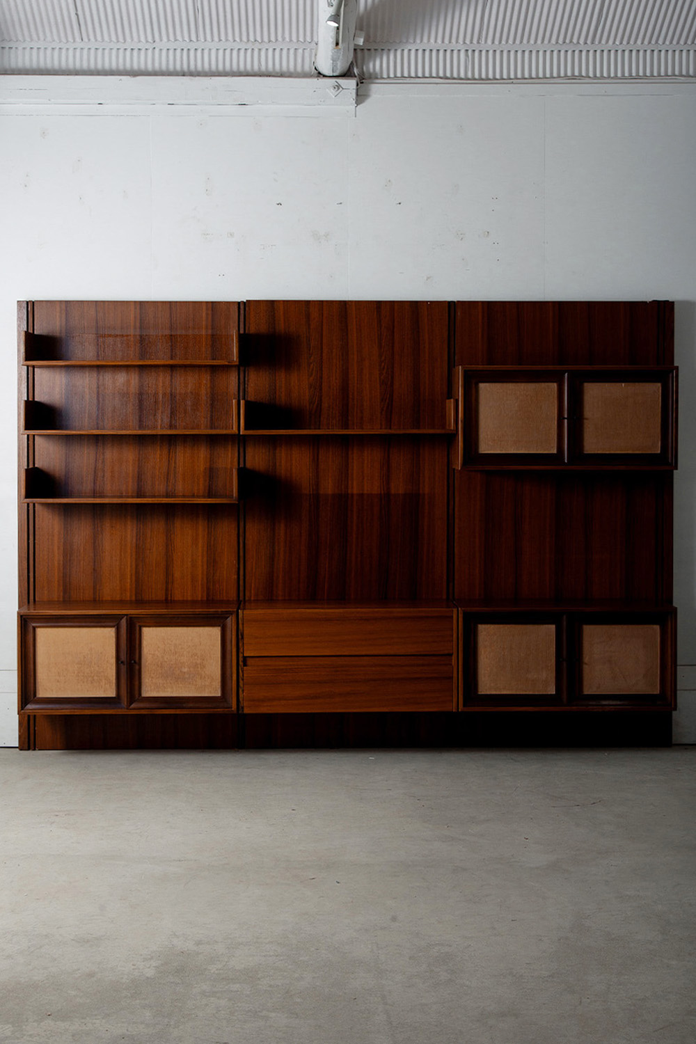 Wall Shelf,ウォールシェルフ,Shelf,シェルフ,module,モジュール,Italy,イタリア,stoop,topso,清澄白河,Antique,Vintage,Interior Design,アンティーク,ビンテージ,ヴィンテージ,家具,雑貨,インテリア,店舗什器,設計,インテリアデザイン,内装,什器,店舗設計,ギャラリー,デザイナーズ家具,ショールーム