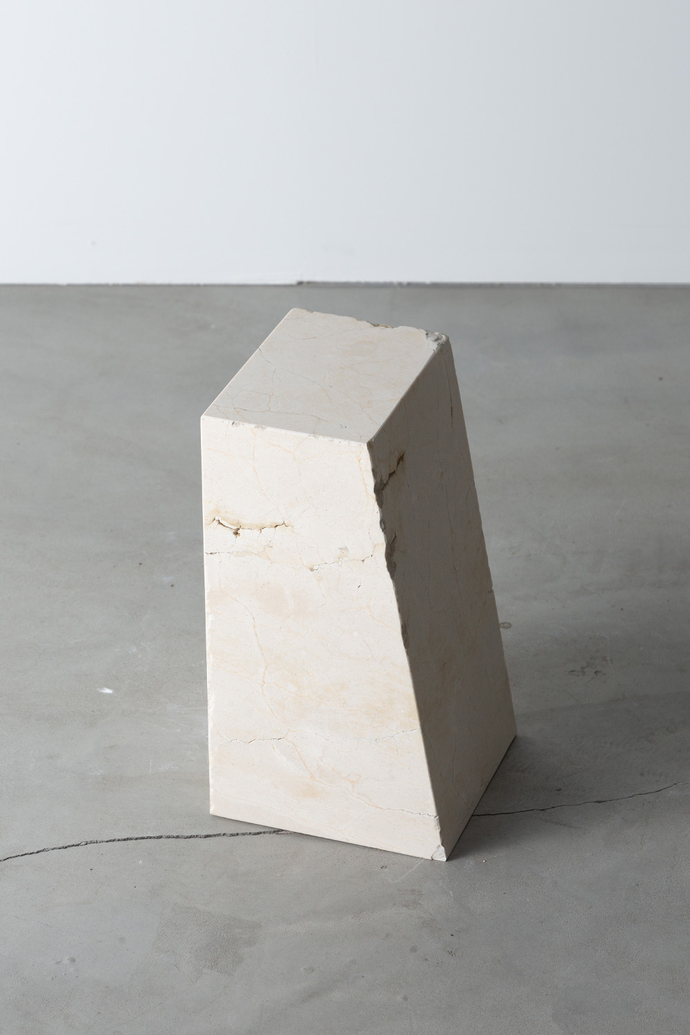 Side Table Y by AtMa inc. in Crema Marfil