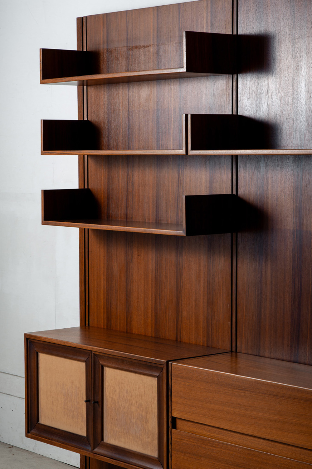 Wall Shelf,ウォールシェルフ,Shelf,シェルフ,module,モジュール,Italy,イタリア,stoop,topso,清澄白河,Antique,Vintage,Interior Design,アンティーク,ビンテージ,ヴィンテージ,家具,雑貨,インテリア,店舗什器,設計,インテリアデザイン,内装,什器,店舗設計,ギャラリー,デザイナーズ家具,ショールーム