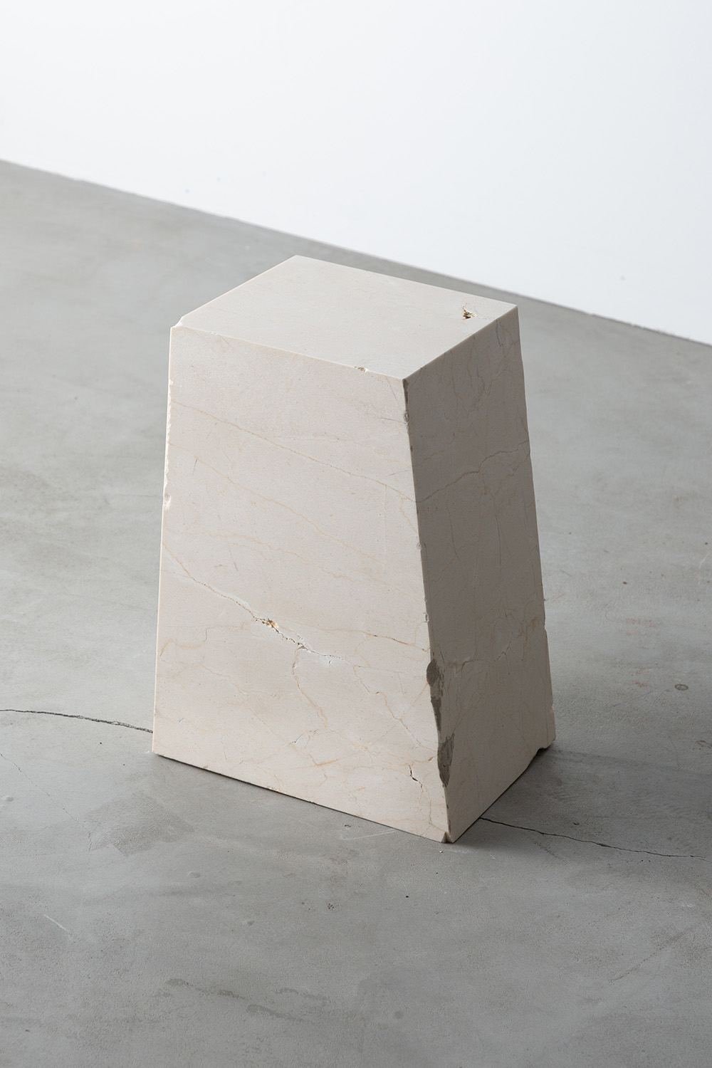 Side Table Z by AtMa inc. in Crema Marfil