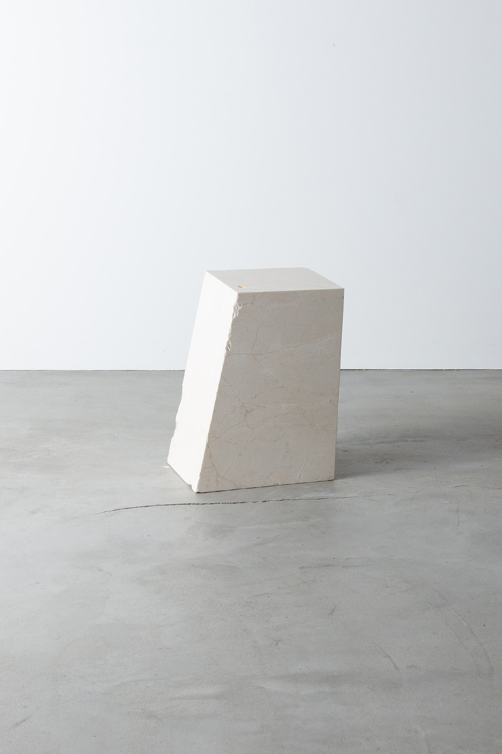 Side Table Z by AtMa inc. in Crema Marfil
