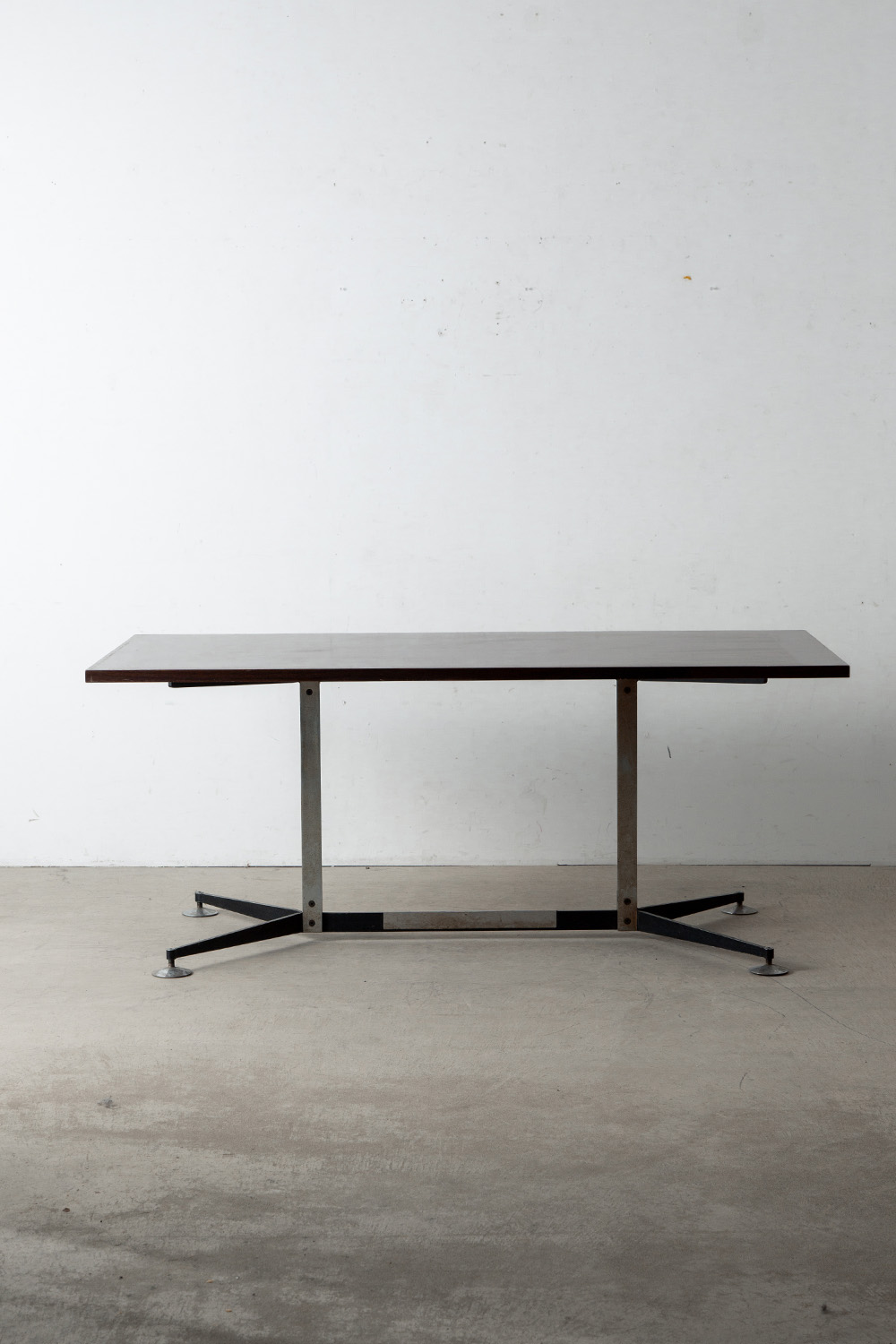 Italian Vintage,イタリアンヴィンテージ,Dining Table,ダイニングテーブル,テーブル,Italy,イタリア,stoop,topso,清澄白河,Antique,Vintage,Interior Design,アンティーク,ビンテージ,ヴィンテージ,家具,雑貨,インテリア,店舗什器,設計,インテリアデザイン,内装,什器,店舗設計,ギャラリー,デザイナーズ家具,ショールーム