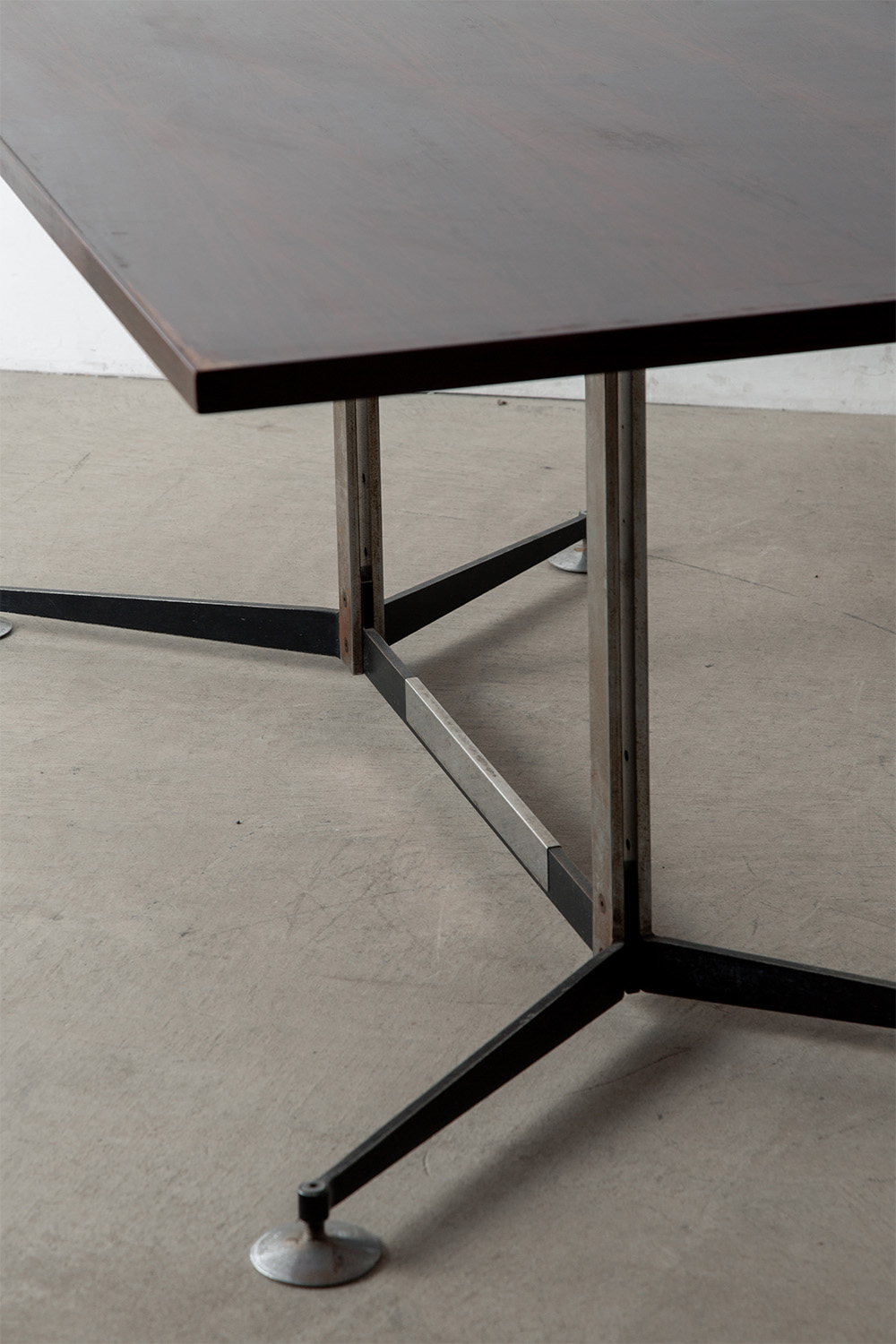 Italian Vintage,イタリアンヴィンテージ,Dining Table,ダイニングテーブル,テーブル,Italy,イタリア,stoop,topso,清澄白河,Antique,Vintage,Interior Design,アンティーク,ビンテージ,ヴィンテージ,家具,雑貨,インテリア,店舗什器,設計,インテリアデザイン,内装,什器,店舗設計,ギャラリー,デザイナーズ家具,ショールーム