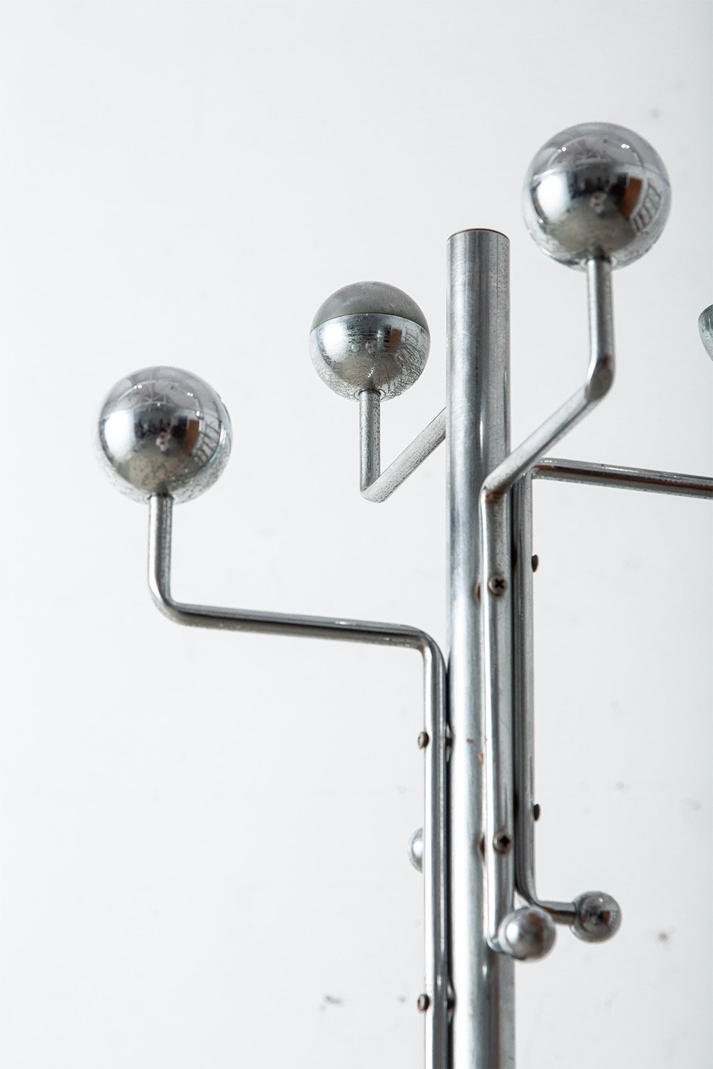 Coat Rack in Crome and Travertine