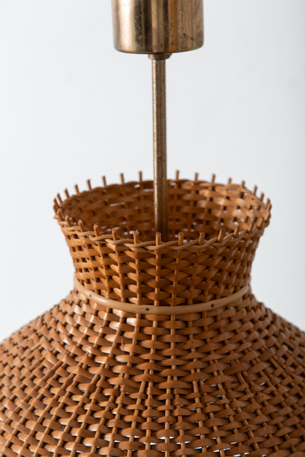 Pendant Lamp in Rattan and Brass