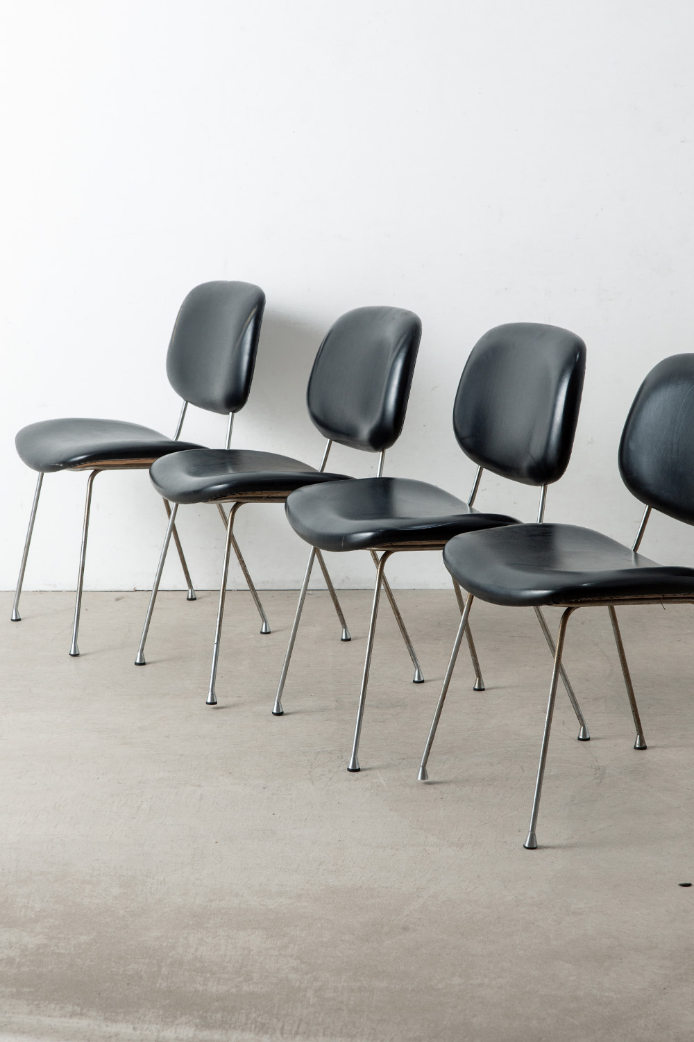 Vintage Chair for Velca Legnano in Leather and Steel