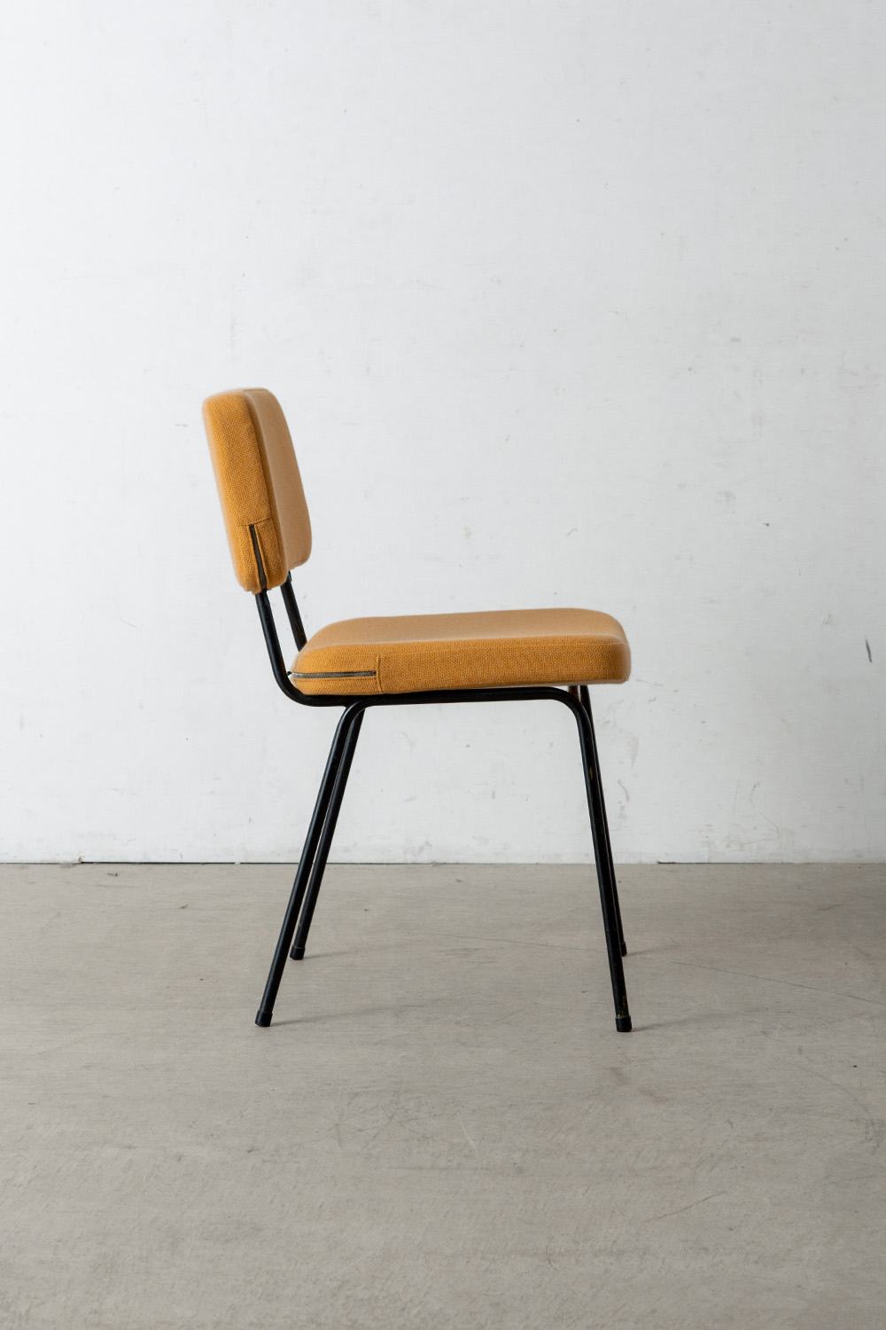 André Simard,アンドレ・シマール,Airborne,エアボーン,Dining Chair,ダイニングチェア,Chair,チェア,MID-CENTURY MODERN,ミッドセンチュリーモダン,France,フランス,清澄白河,アンティークショップ,Antique,Vintage,Interior Design,アンティーク,ビンテージ,ヴィンテージ,家具,雑貨,インテリア,店舗什器,設計,インテリアデザイン,内装,什器,店舗設計,ギャラリー