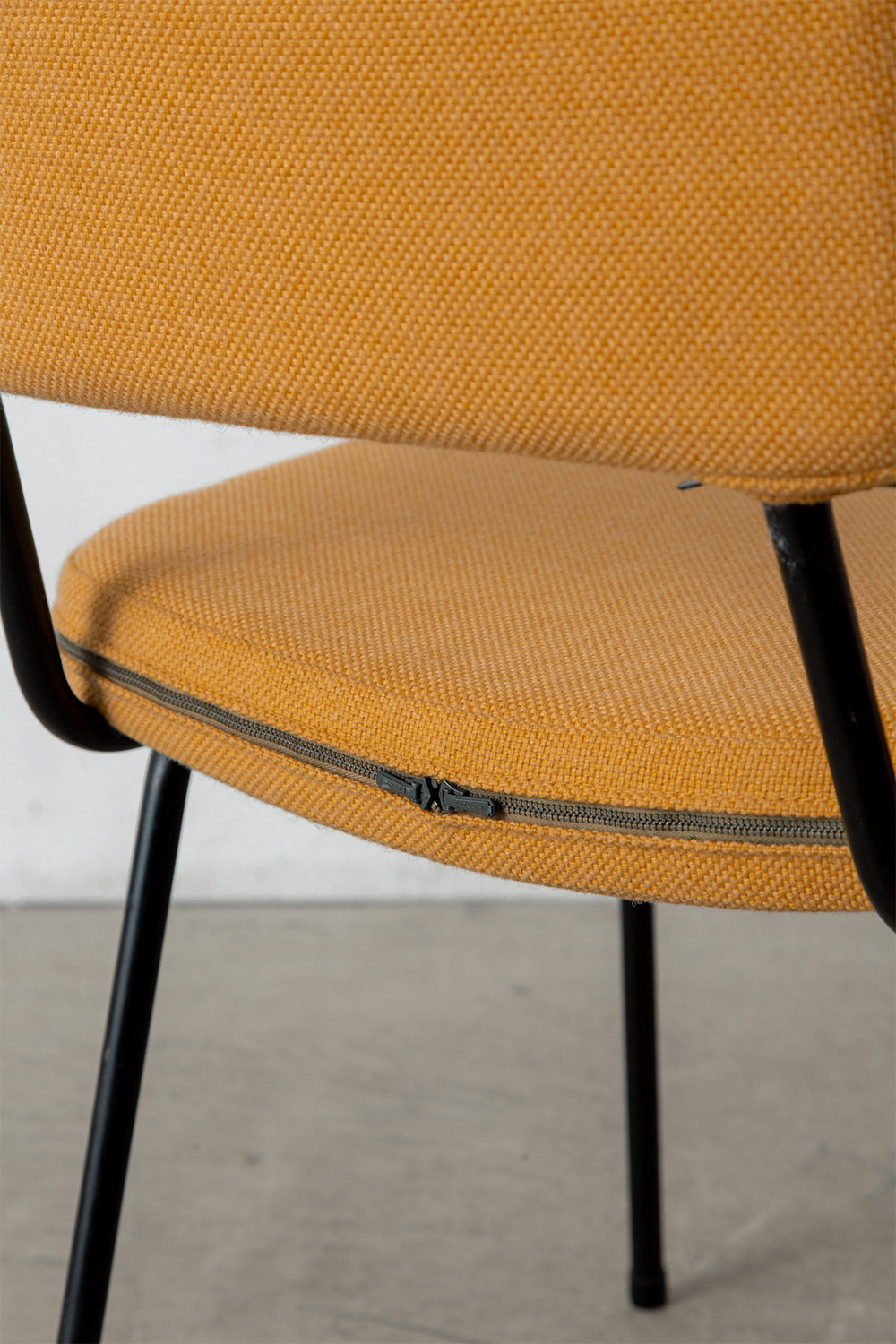 André Simard,アンドレ・シマール,Airborne,エアボーン,Dining Chair,ダイニングチェア,Chair,チェア,MID-CENTURY MODERN,ミッドセンチュリーモダン,France,フランス,清澄白河,アンティークショップ,Antique,Vintage,Interior Design,アンティーク,ビンテージ,ヴィンテージ,家具,雑貨,インテリア,店舗什器,設計,インテリアデザイン,内装,什器,店舗設計,ギャラリー