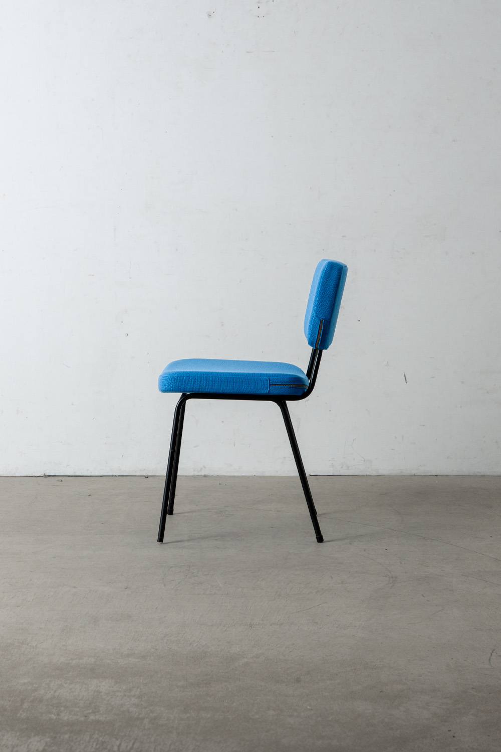 André Simard,アンドレ・シマール,Airborne,エアボーン,Dining Chair,ダイニングチェア,Chair,チェア,MID-CENTURY MODERN,ミッドセンチュリーモダン,France,フランス,清澄白河,アンティークショップ,Antique,Vintage,Interior Design,アンティーク,ビンテージ,ヴィンテージ,家具,雑貨,インテリア,店舗什器,設計,インテリアデザイン,内装,什器,店舗設計,ギャラリー