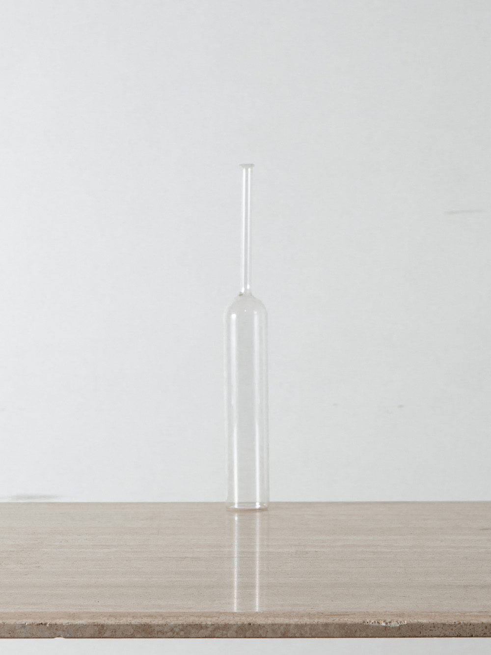 Flower Vase in Glass and Clear