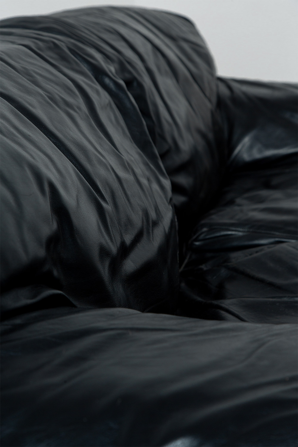 ‘Fiandra’ Sofa by Vico Magistretti for Cassina in Leather