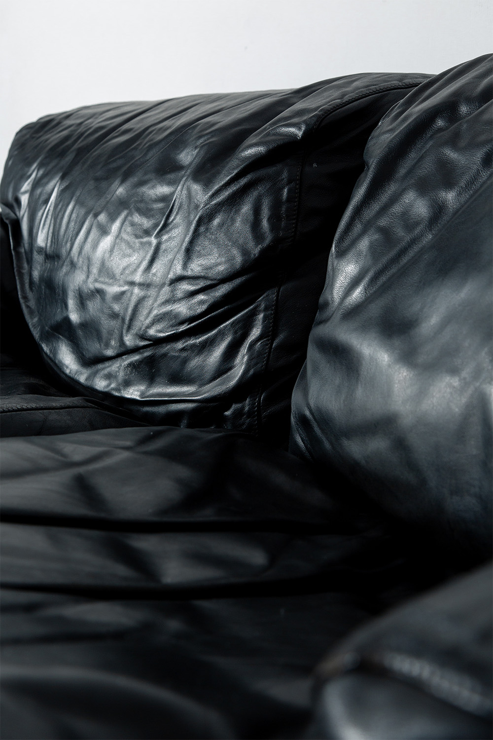 ‘Fiandra’ Sofa by Vico Magistretti for Cassina in Leather