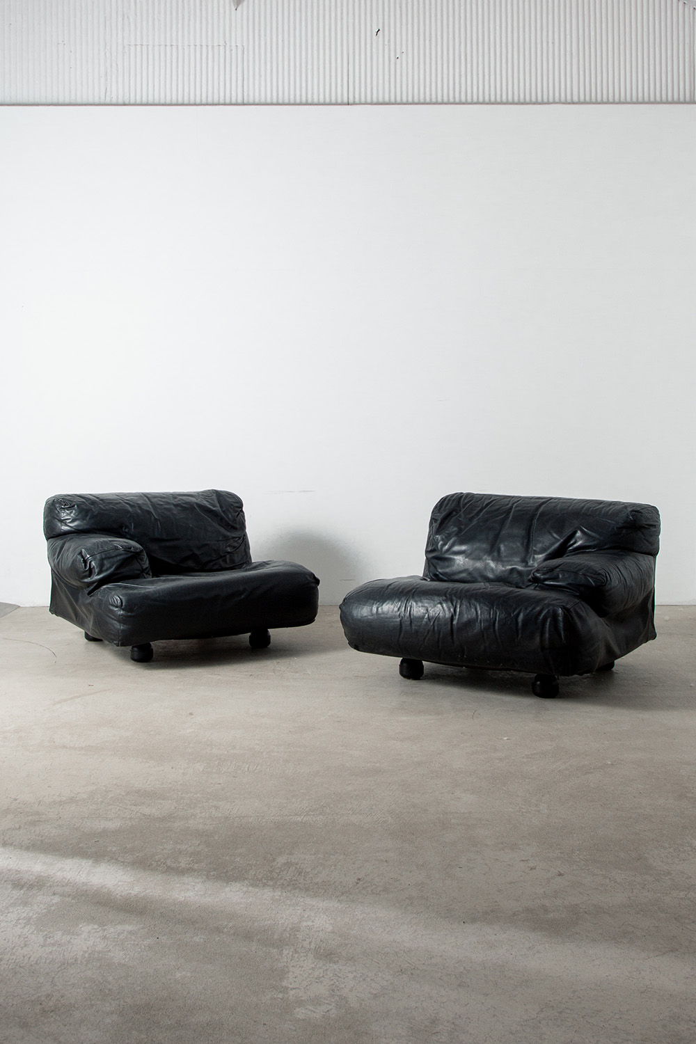 ‘Fiandra’ Sofa by Vico Magistretti for Cassina in Leather