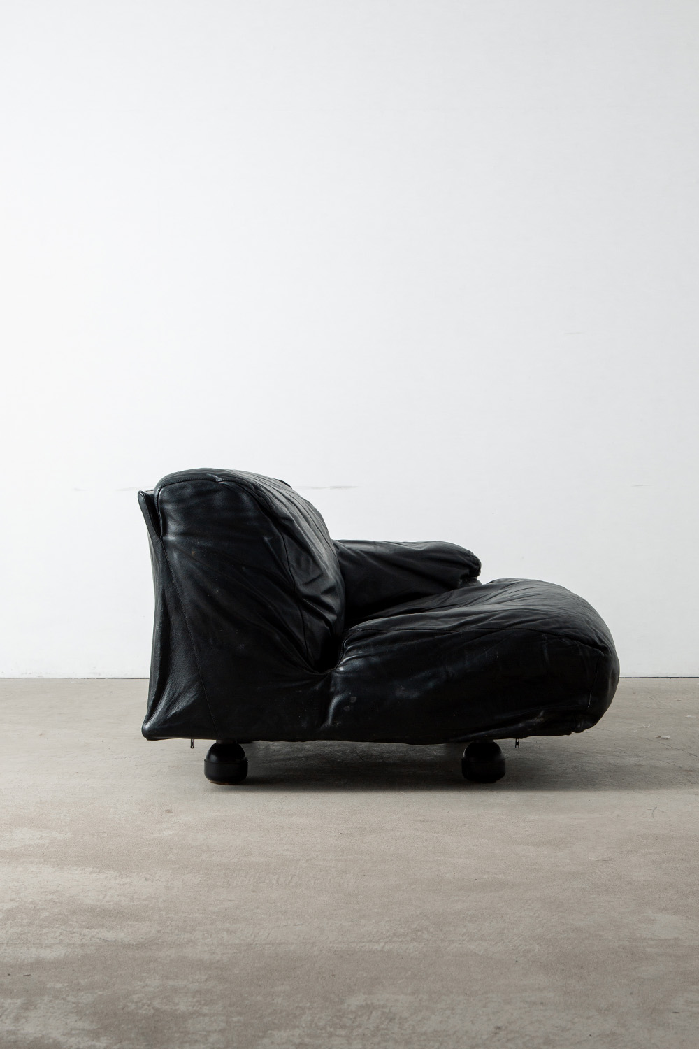 ‘Fiandra’ Sofa by Vico Magistretti for Cassina in Leather