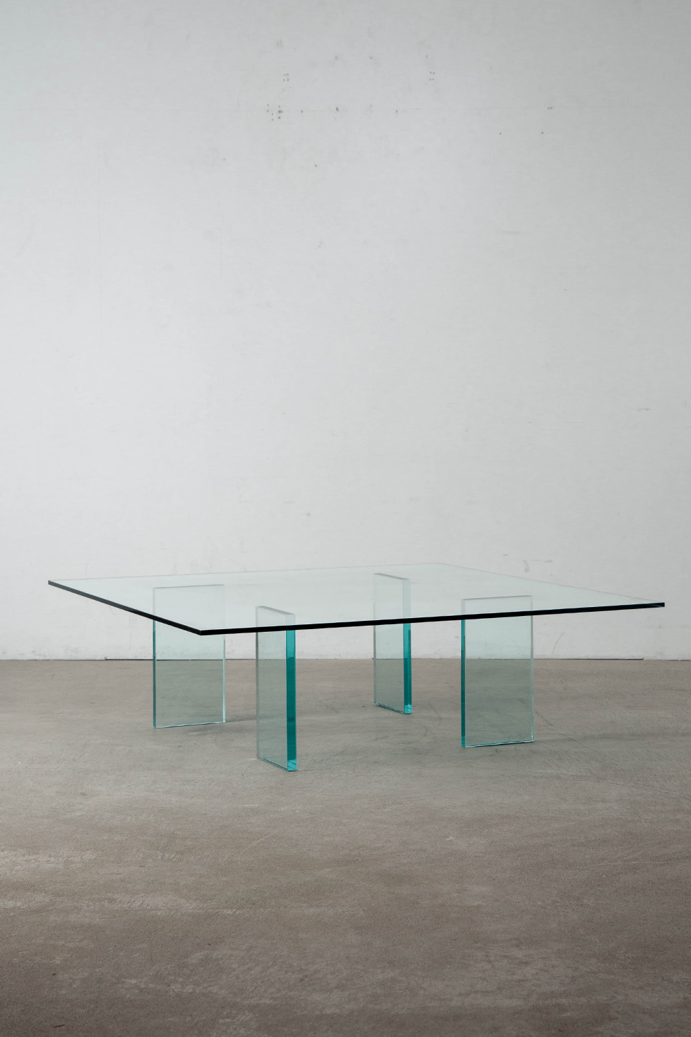 stoop | Glass Table by Shiro Kuramata for GLAS ITALIA in Glass