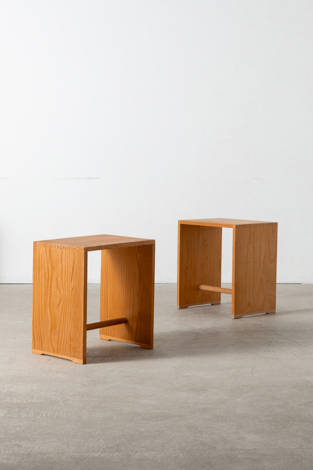 ‘Ulm’ Stool and Side Table by Max Bill